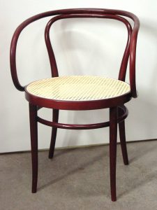 Stuhl Thonet Geflecht Modell 209 210