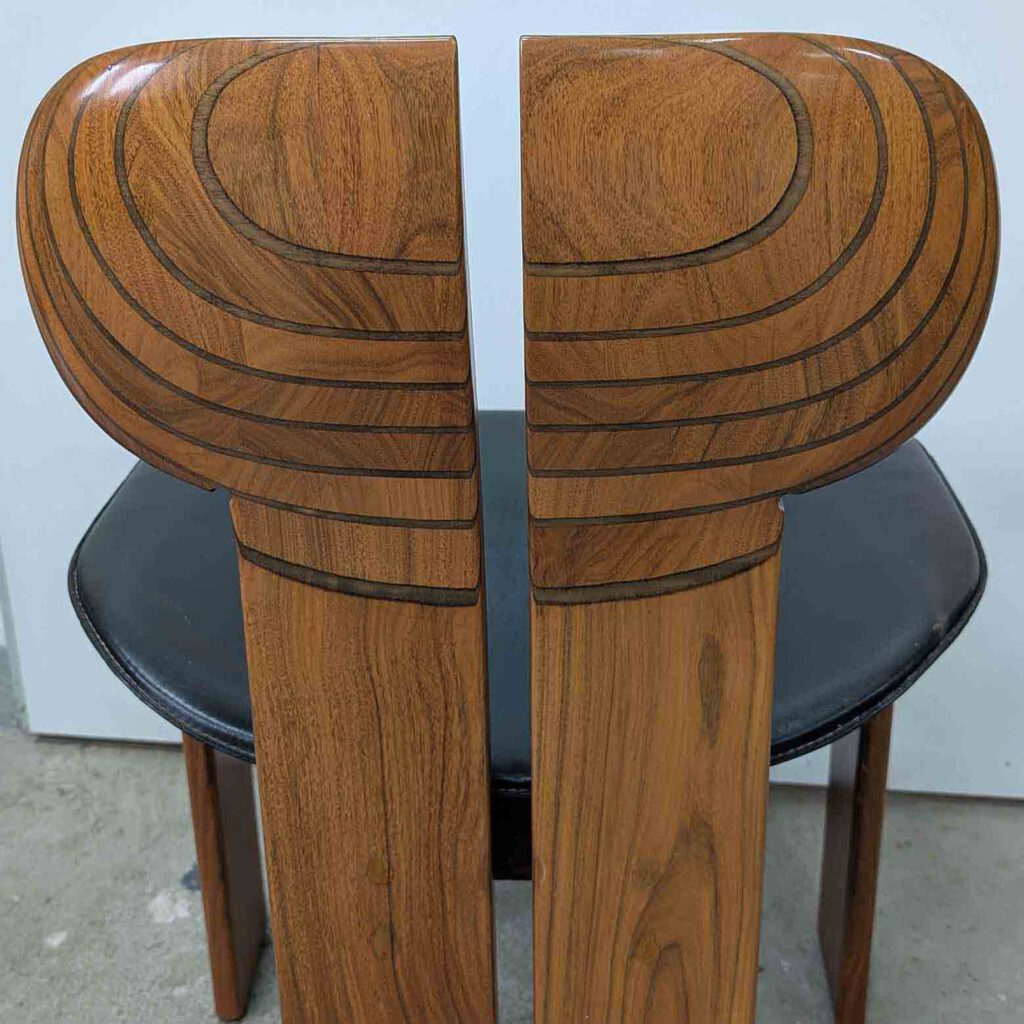 Stuhl ‚Afrika‘ aus der Artona Serie, 1977, nach einem Entwurf von Afra & Tobia Scarpa, hergestellt von Maxalto.