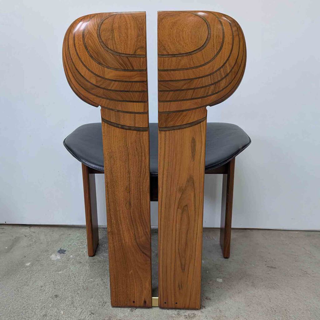 Stuhl ‚Afrika‘ aus der Artona Serie, 1977, nach einem Entwurf von Afra & Tobia Scarpa, hergestellt von Maxalto.