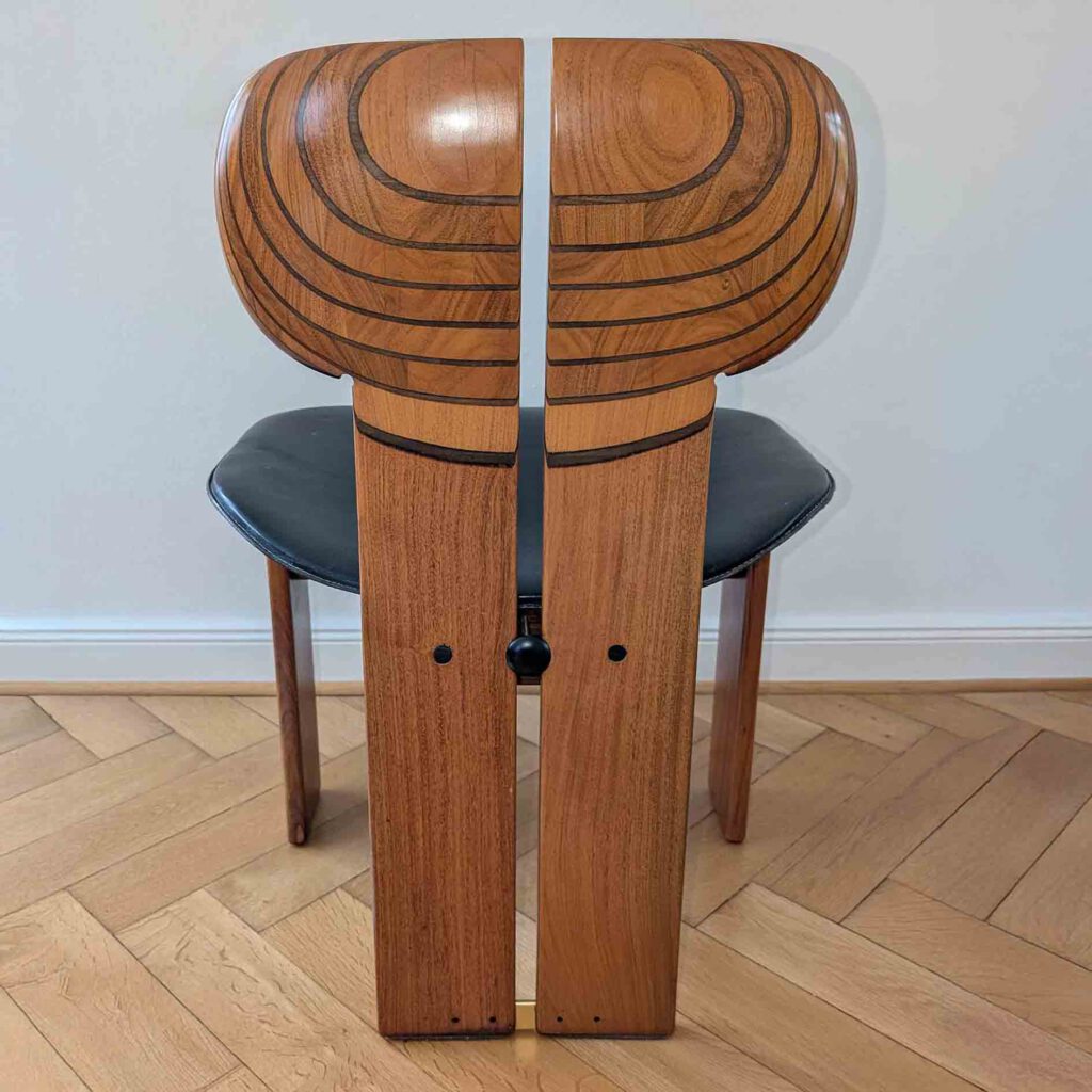 Stuhl ‚Afrika‘ aus der Artona Serie, 1977, nach einem Entwurf von Afra & Tobia Scarpa, hergestellt von Maxalto.