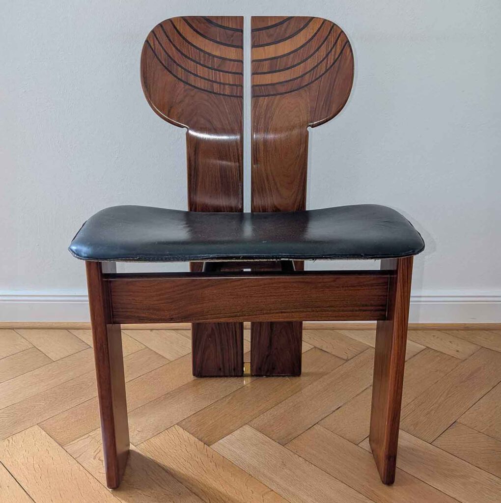 Stuhl ‚Afrika‘ aus der Artona Serie, 1977, nach einem Entwurf von Afra & Tobia Scarpa, hergestellt von Maxalto.